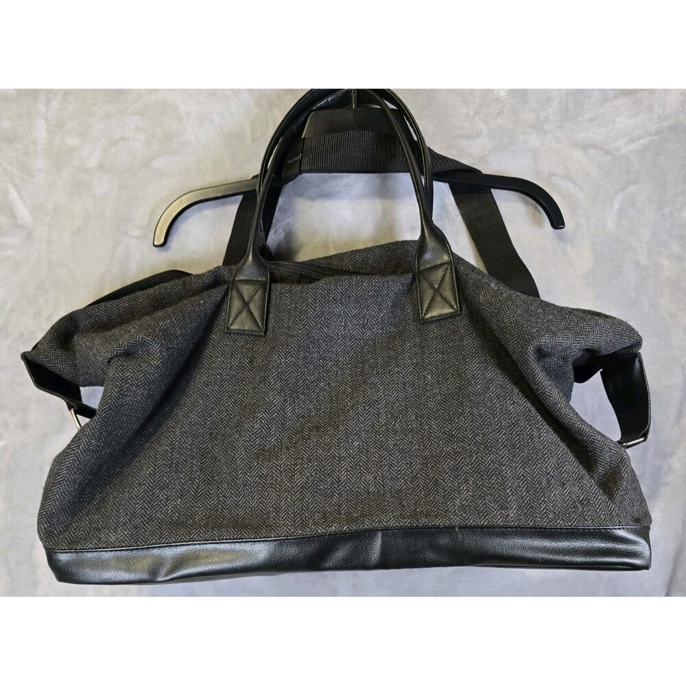 John Varvatos Gray Fabric Black Leather Trim Handles Duffle Bag - Fair